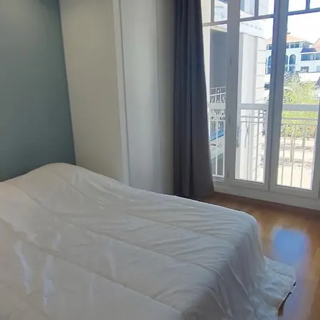 아파트 Cocoon 45 M With Balcony Near The 아르카숑