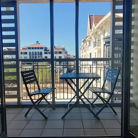 Apartmán Cocoon 45 M With Balcony Near The